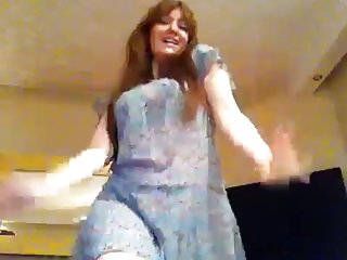 Turkijos dainininkas įmonių cebeci karšto pilvo šokis